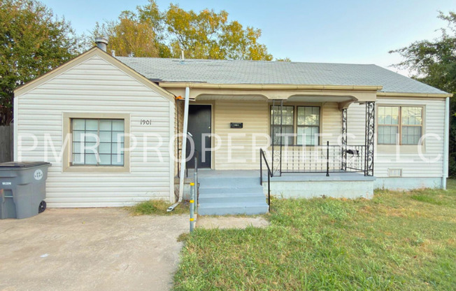 2 Bedrooms - 1 Bath House