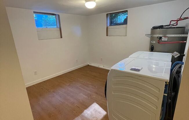 1 bed, 1 bath, 1,140 sqft, $1,650