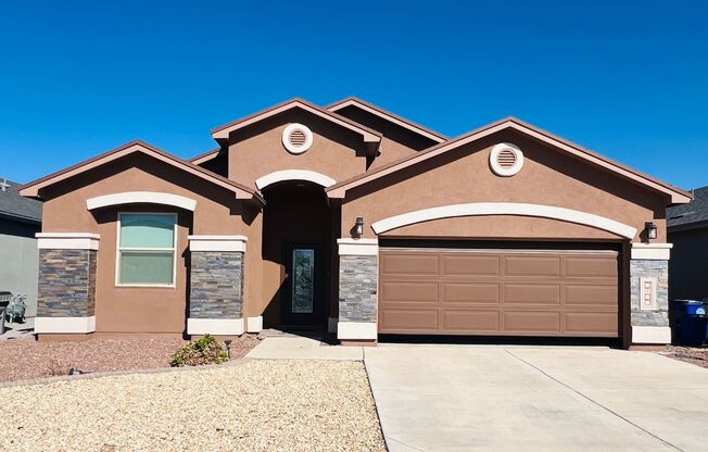 4 bedroom, 2 bathroom Dream Home in East El Paso!