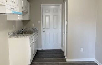 1 bed, 1 bath, $780, Unit Unit B