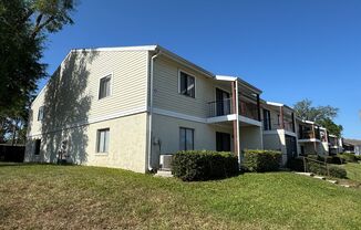 FIRST FLOOR 1 Bedroom 1 Bath Condo in Altamonte Heights