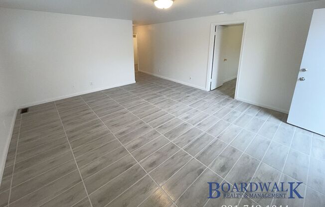 1 bed, 1 bath, 800 sqft, $1,099, Unit 3545 West Temple