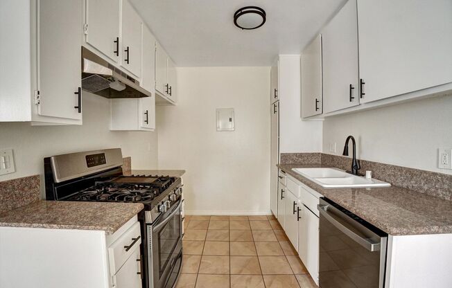 2 beds, 2 baths, $2,650