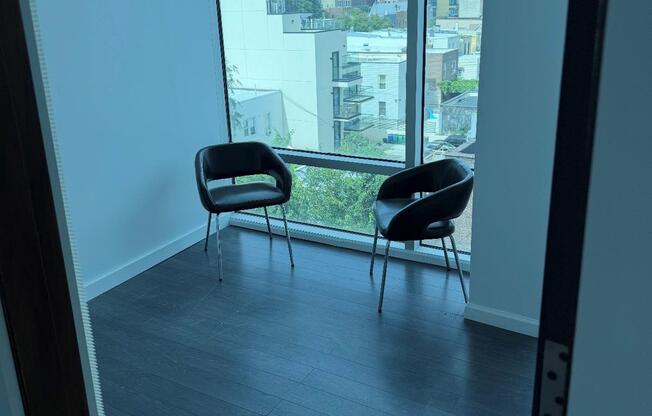 Studio, $5,000, Unit 5th floor