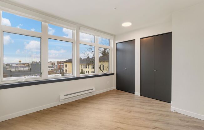 2 beds, 2 baths, 886 sqft, $3,545, Unit 401