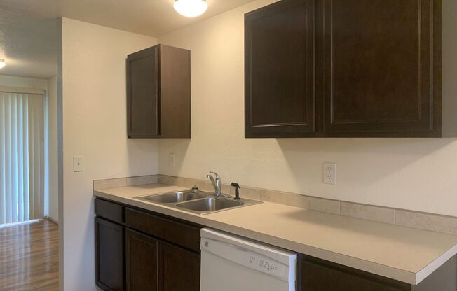 Updated 4 bedroom, 2 bath home near Intel Jones Farm in Hillsboro