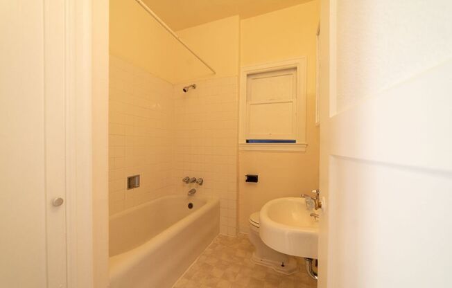 1176 University