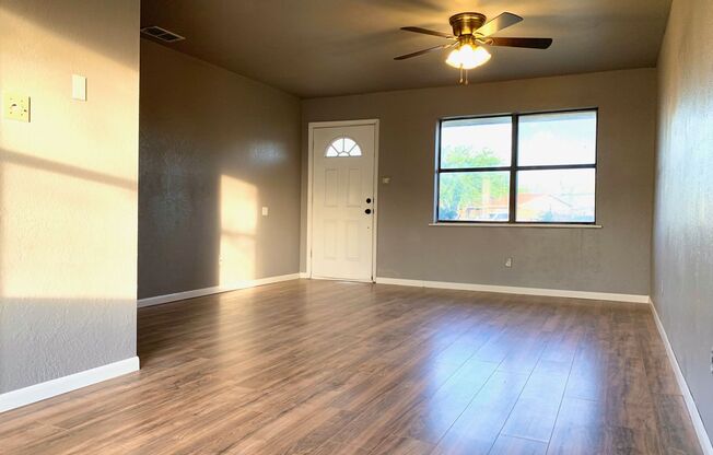 4 beds, 1 bath, $1,550