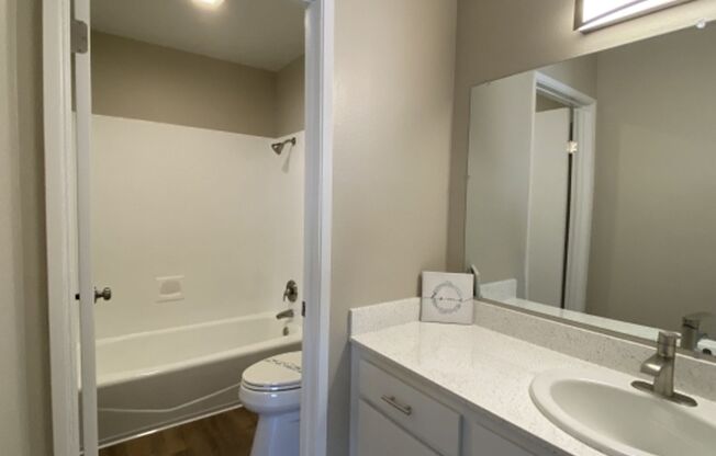 1 bed, 1 bath, 615 sqft, $2,450, Unit 29