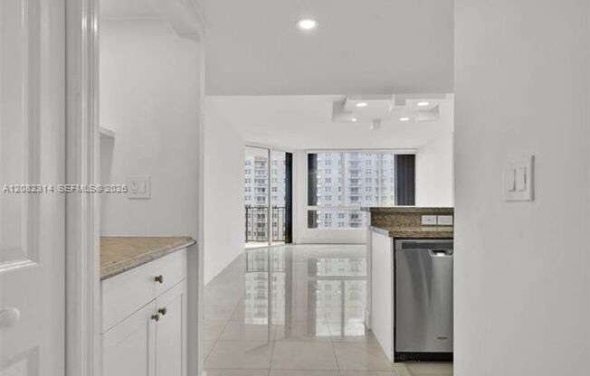 2 beds, 2 baths, $4,500, Unit # A 1007