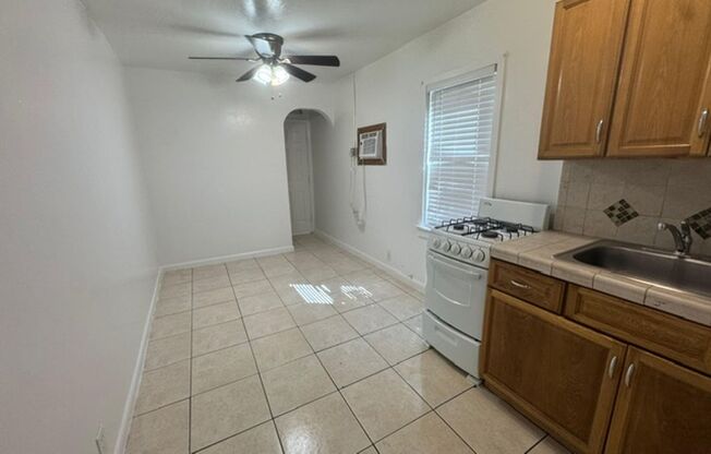 1822 Dixianna St Hollywood, FL 33020