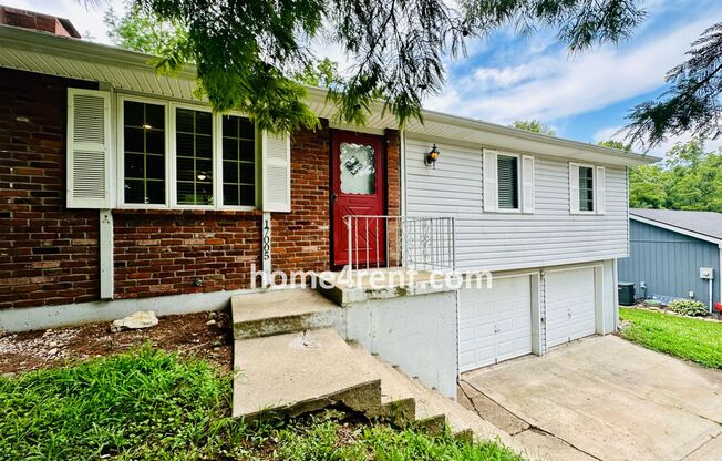 Fantastic Parkville Home and Updated Kitchen w/ Granite Counters and Stainless Steel Appliances!