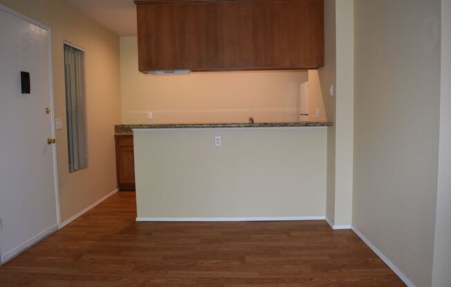 Studio, 1 bath, 440 sqft, $1,695, Unit 062