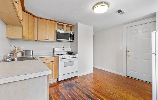 528 MEDFORD