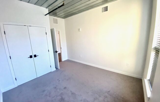 2 beds, 1 bath, 835 sqft, $2,295, Unit Unit 205