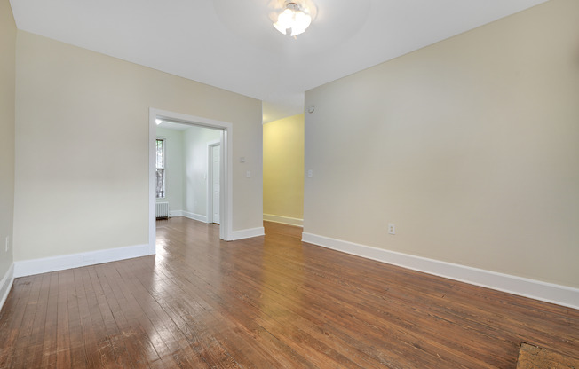 618 COLUMBIA RD NW