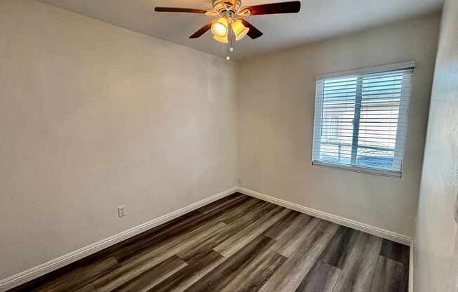 2 beds, 1 bath, $2,450, Unit 4364