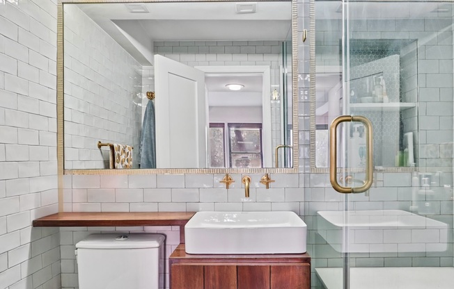 1 bed, 1 bath, 600 sqft, $4,800, Unit 2G