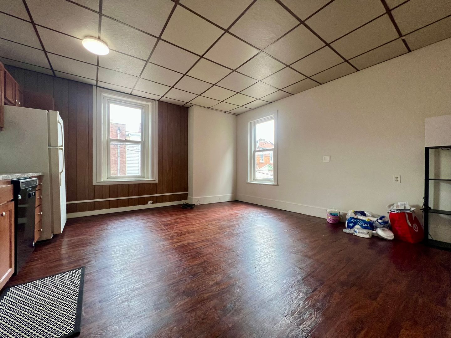 Fantastic Oakland 3BR! 2 FULL Bathrooms / Central A/C! Call Today!!