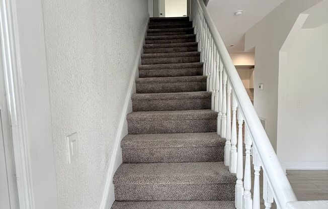 Gorgeous Four Bedroom Completed Upgraded