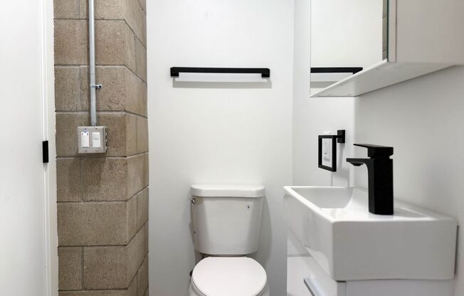 Studio, 1 bath, $1,995, Unit 102