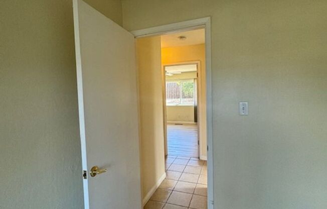 3 beds, 2 baths, $3,000