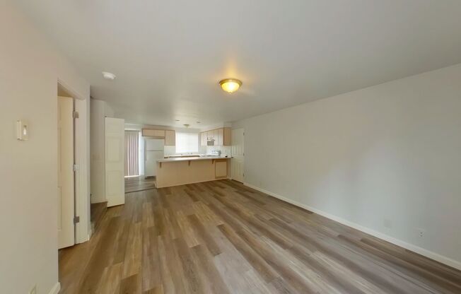 1990 10th St. &amp; 995 S St.