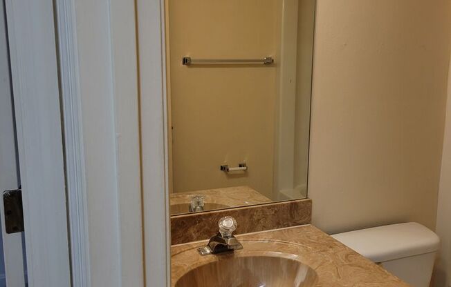 1 bed, 1 bath, 790 sqft, $915, Unit 5081