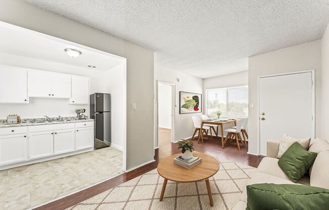 1254 W 110th