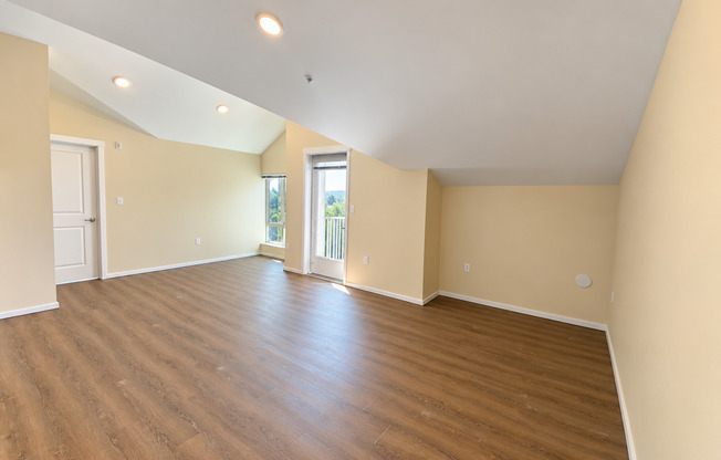 2 beds, 2 baths, 900 sqft, $2,950, Unit 5502-A