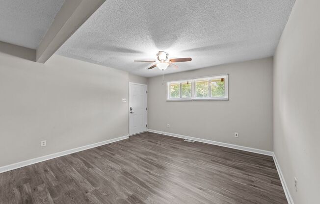 Updated Two Bedroom near Downtown Smithfield, Updated, Granite, Carport, Pet Friendly!