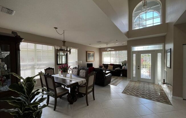 1627 SE Ballantrae Blvd