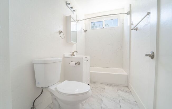 25-45 W. Tenth street