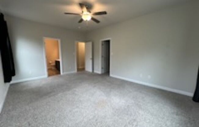 3 beds, 2.5 baths, $1,750