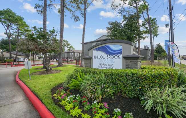 Willow Brook Crossing in Houston, TX Sign