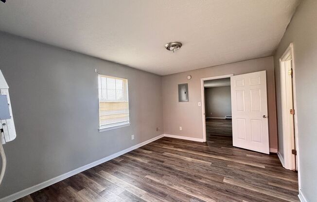 1 bed, 1 bath, 560 sqft, $745, Unit J63