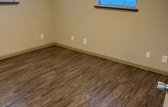 2 beds, 2 baths, 845 sqft, $1,175, Unit E201