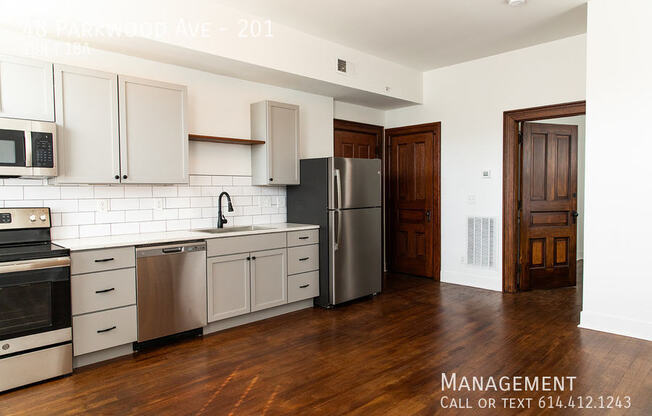 48 PARKWOOD AVE