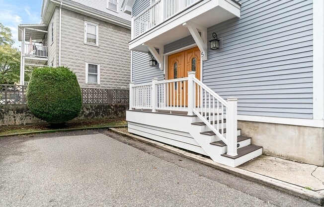 2 beds, 2.5 baths, 2,173 sqft, $5,500, Unit 5