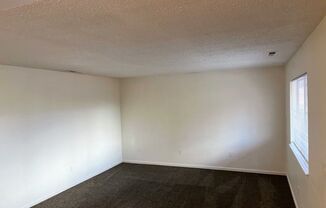 2 beds, 1 bath, $1,400, Unit Unit 07