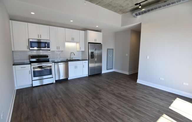 1 bed, 1 bath, 642 sqft, $3,080, Unit 3833-514