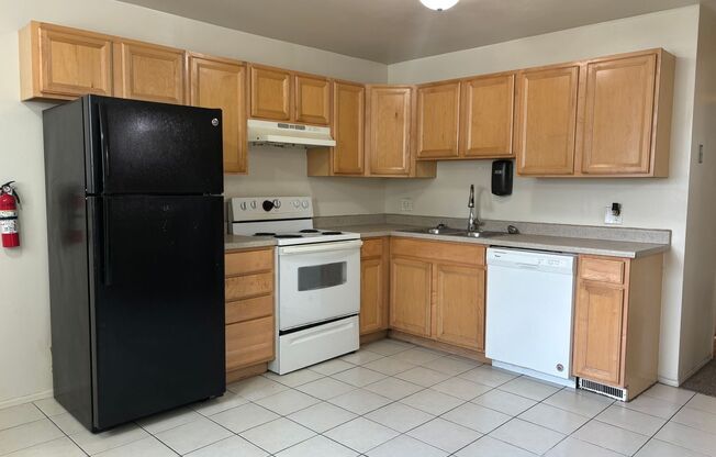 1784 W 400 N - 4 PLEX