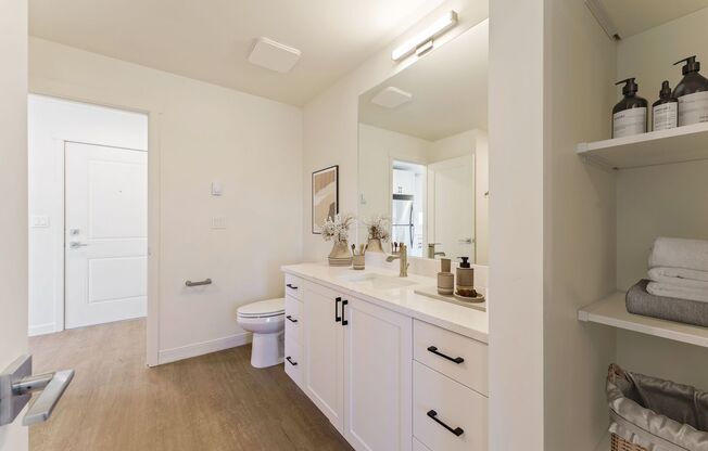 1 bed, 1 bath, 687 sqft, $1,750, Unit 61580 - 106