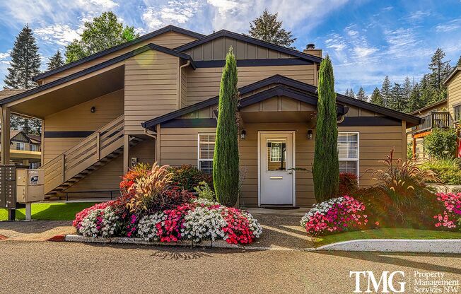 2 beds, 1 bath, 900 sqft, $1,695, Unit 206