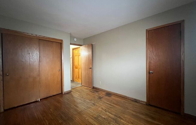 1 bed, 1 bath, 650 sqft, $999, Unit Unit 4