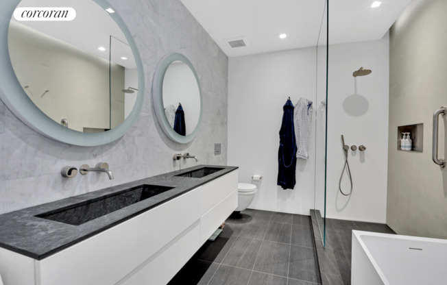 3 beds, 3 baths, 2,254 sqft, $22,500, Unit PHQ