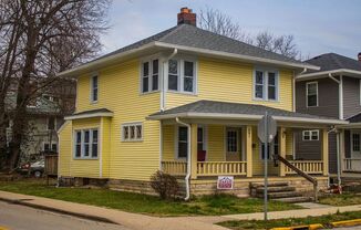 601 E University, Bloomington