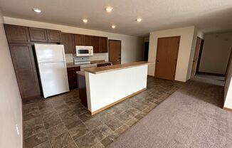 2 beds, 1 bath, $1,250, Unit 102