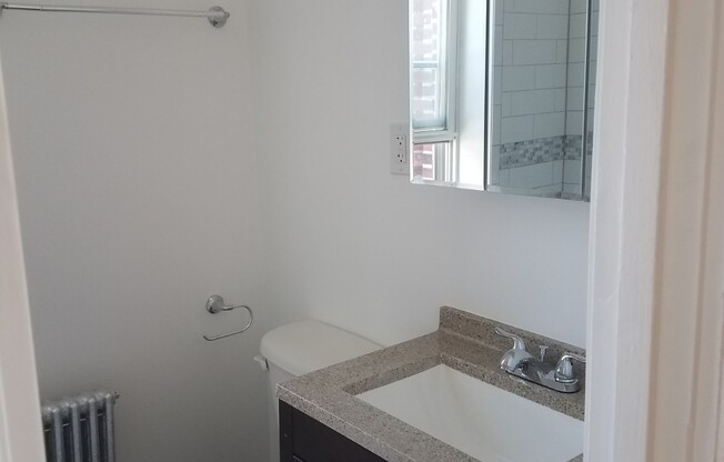 1 bed, 1 bath, $2,480, Unit 5