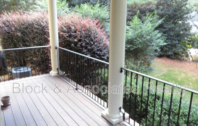 1325 WYNNCREST CT